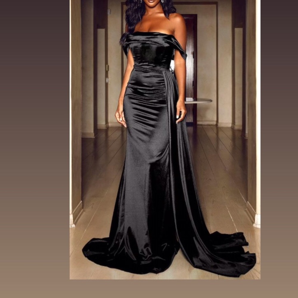 Anastasia corset gown w/ sash black